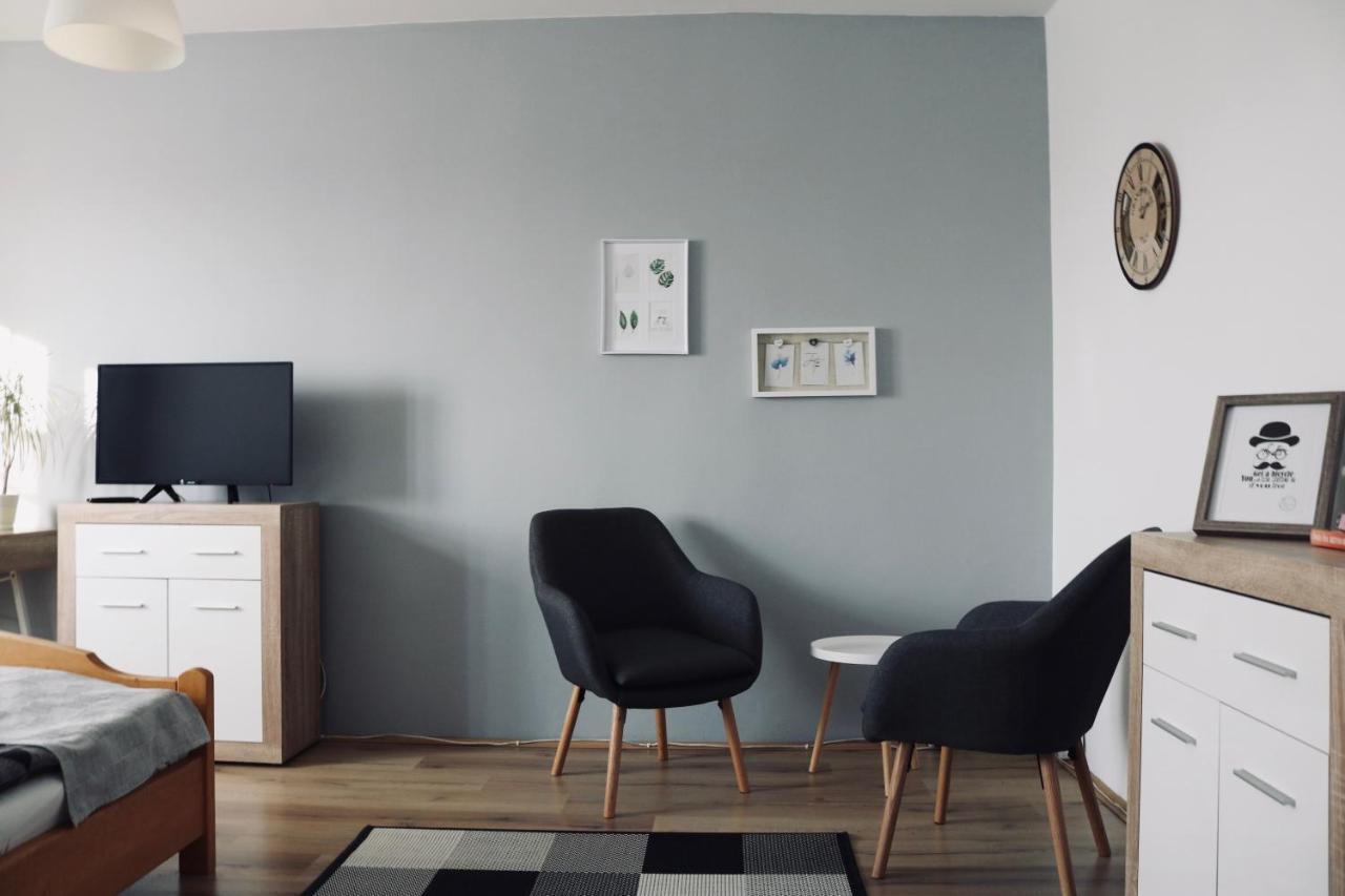 Levendula Apartman เปตช์ ภายนอก รูปภาพ